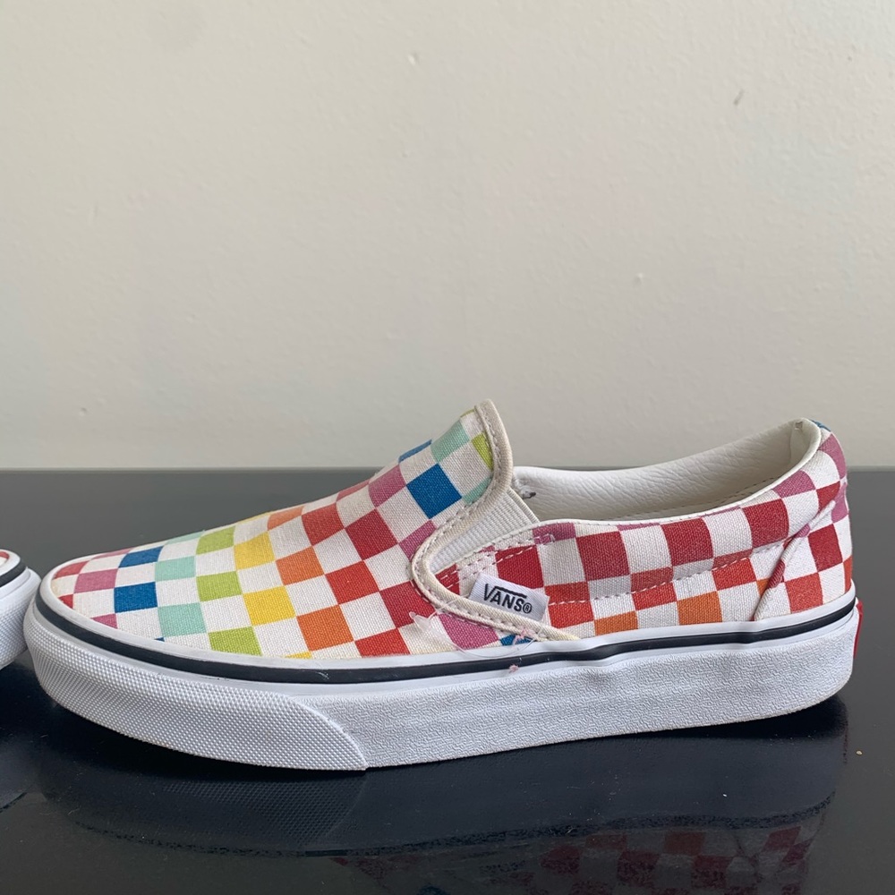 Van slip on Rainbow checkerboard skate shoe